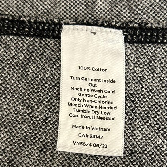 T By Talbots HALF ZIP PULLOVER DIAMOND SNOWFLAKE Fair Isle M Jacket Sweater - Picture 8 of 9